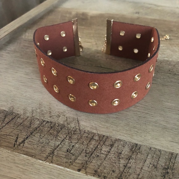 Jewelry - 🖤Brown Suede Choker Necklace